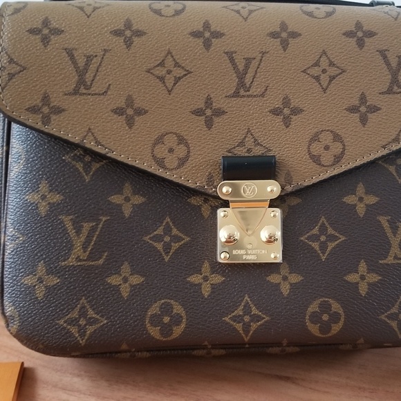 Brand New Pochette Metis Reverse - Picture 2 of 8